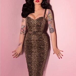 NWT Vixen by Micheline Pitt Sweetheart Leopard Print Dress Medium